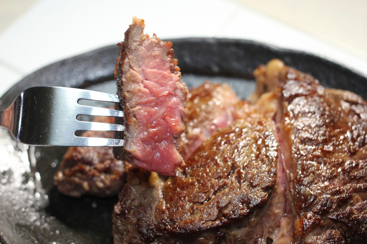 ステーキ肉