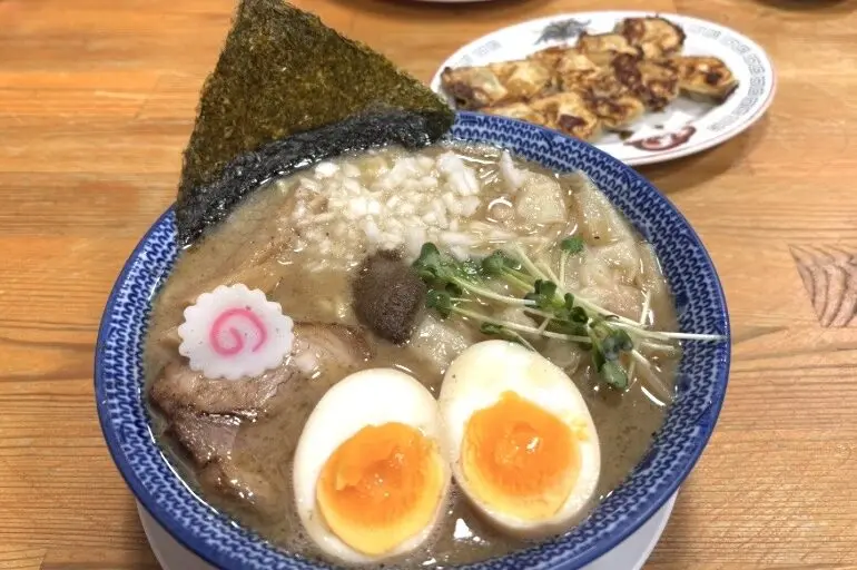 平塚市紅谷町まる幸