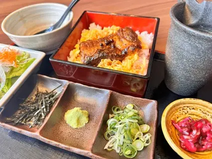 和牛かばやき～信州プレミアム和牛蒸し～