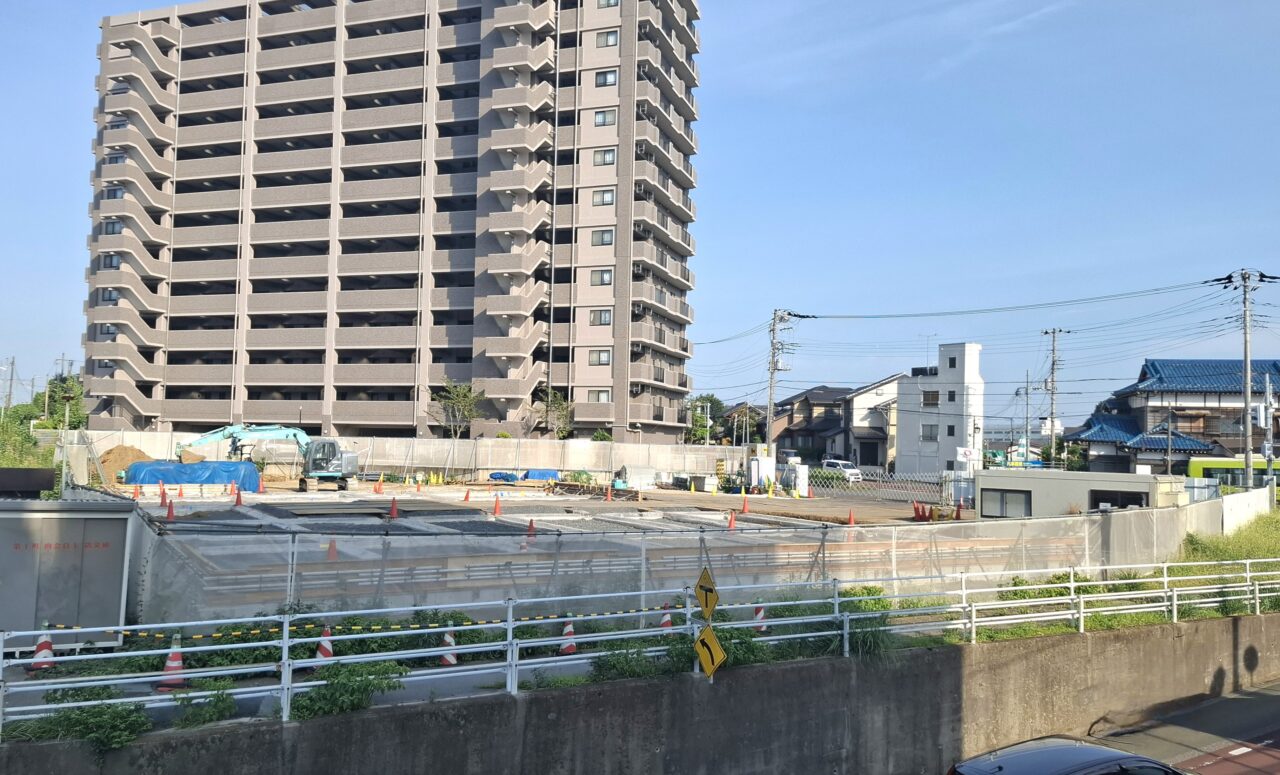 鈴木屋跡地