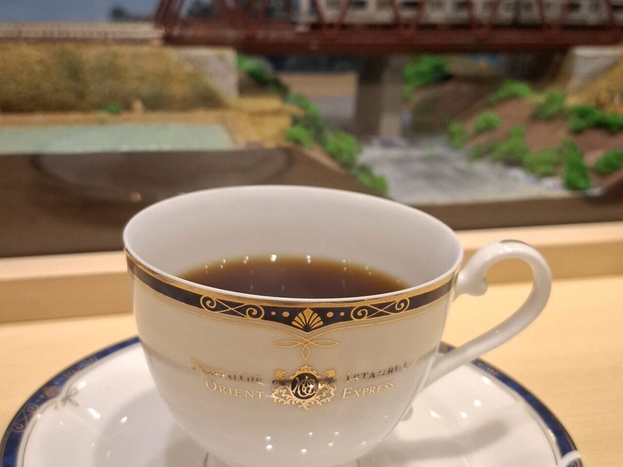 天王台にオープンした鉄道茶房「A列車で　いこう」