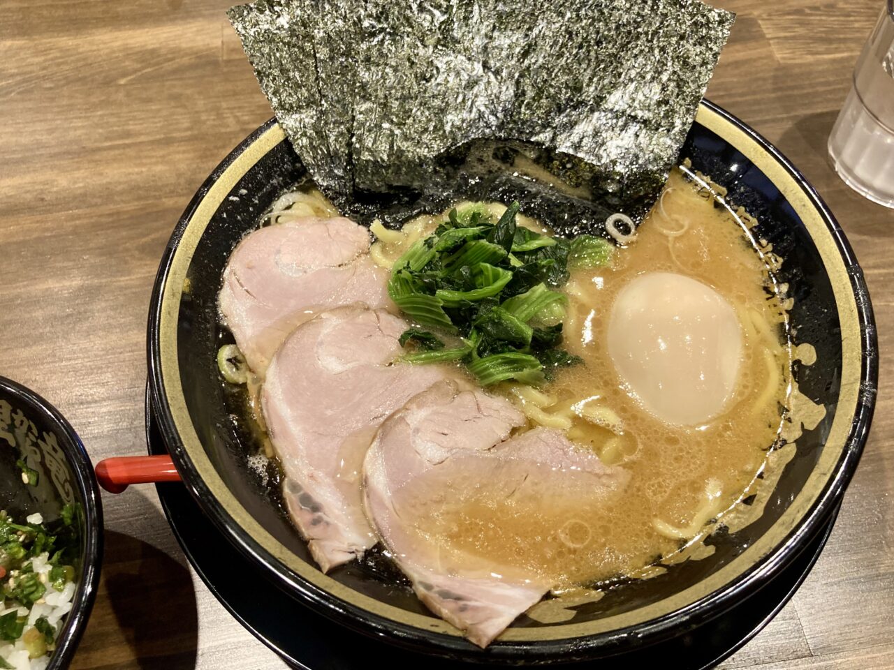 鯉から龍松山店特製豚骨醤油