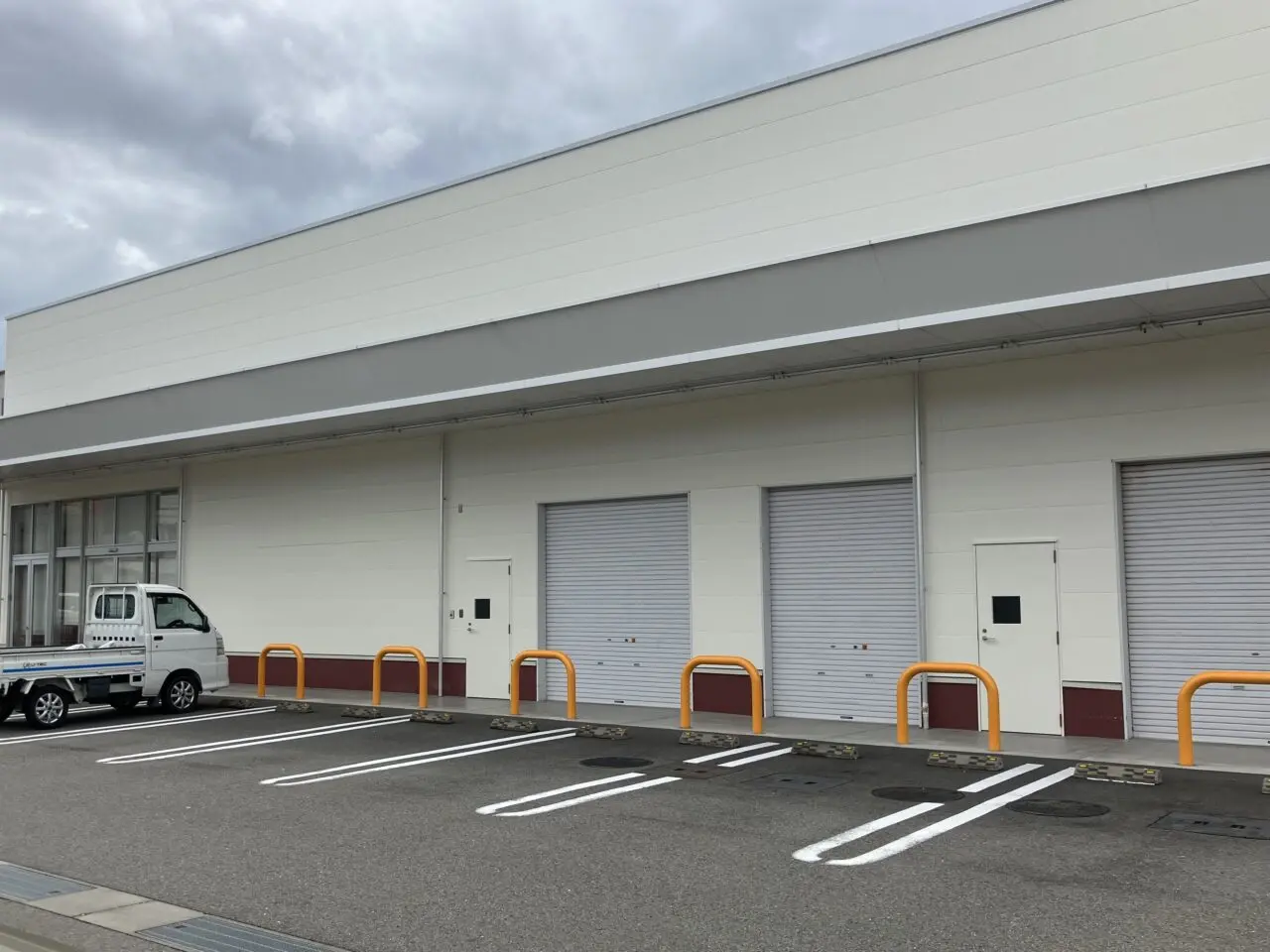 レデイ薬局東長戸店