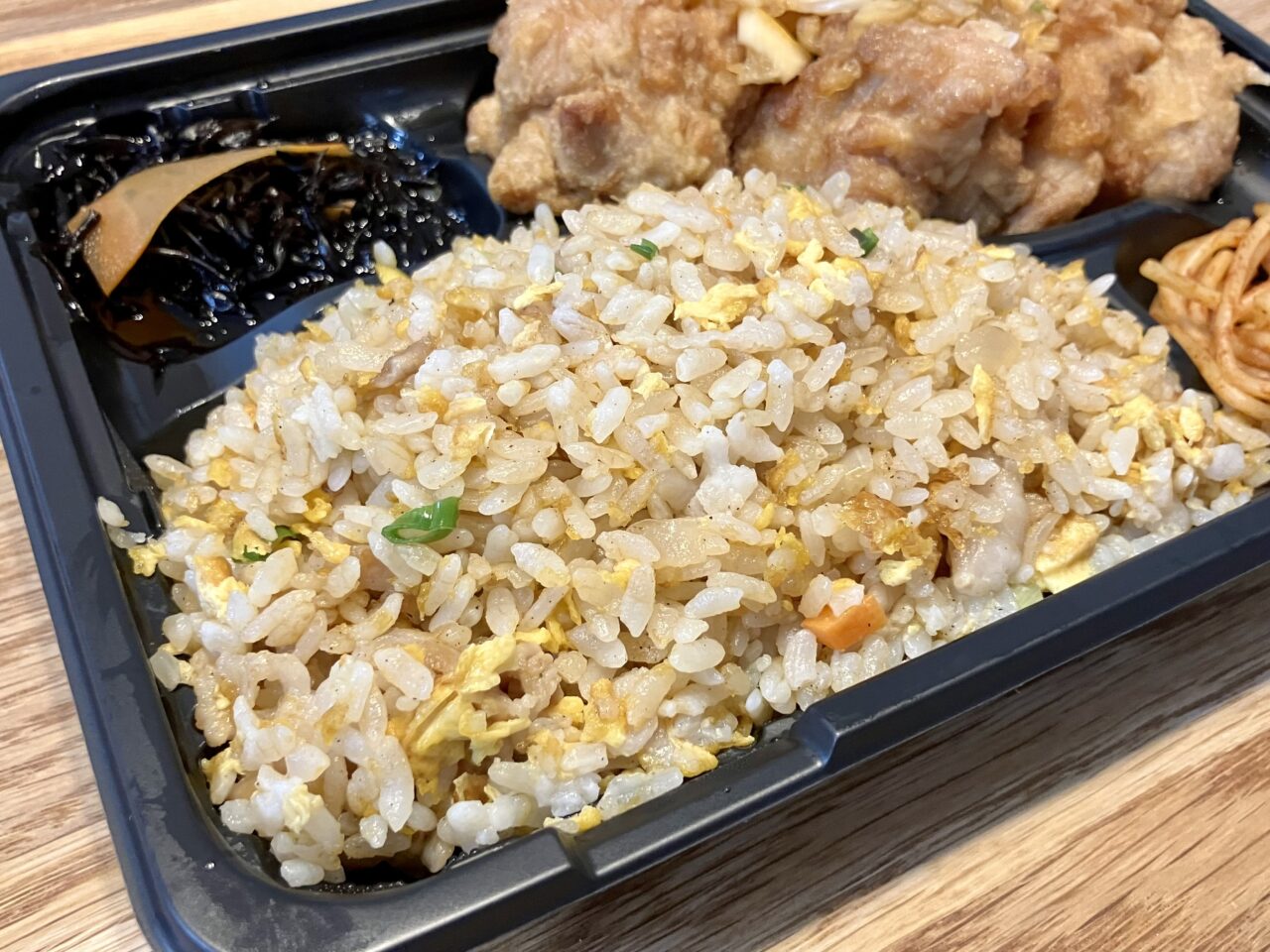 大衆食堂なみなみ炒飯