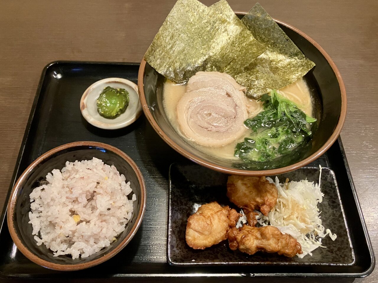 麺処むぎやうどん麦わら