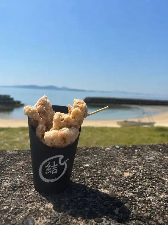 結びの唐揚げ