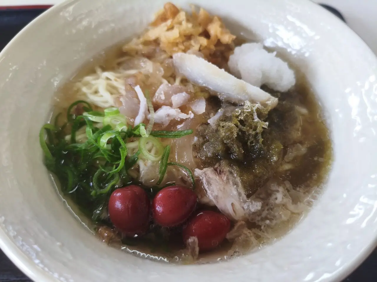 店舗用看板　ラーメン　中華料理　蕎麦　うどん 高松市】讃岐うどんの真髄を味わう！ 珍しい「かす中華そば」なども