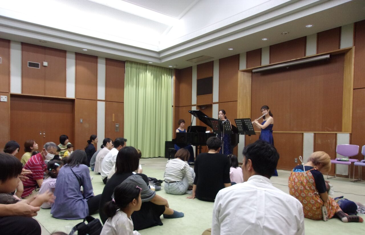2026年森の図書館