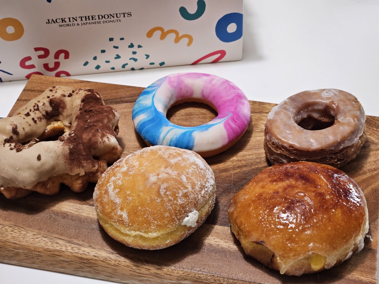 有明ガーデンにオープンしたJACK IN THE DONUTS