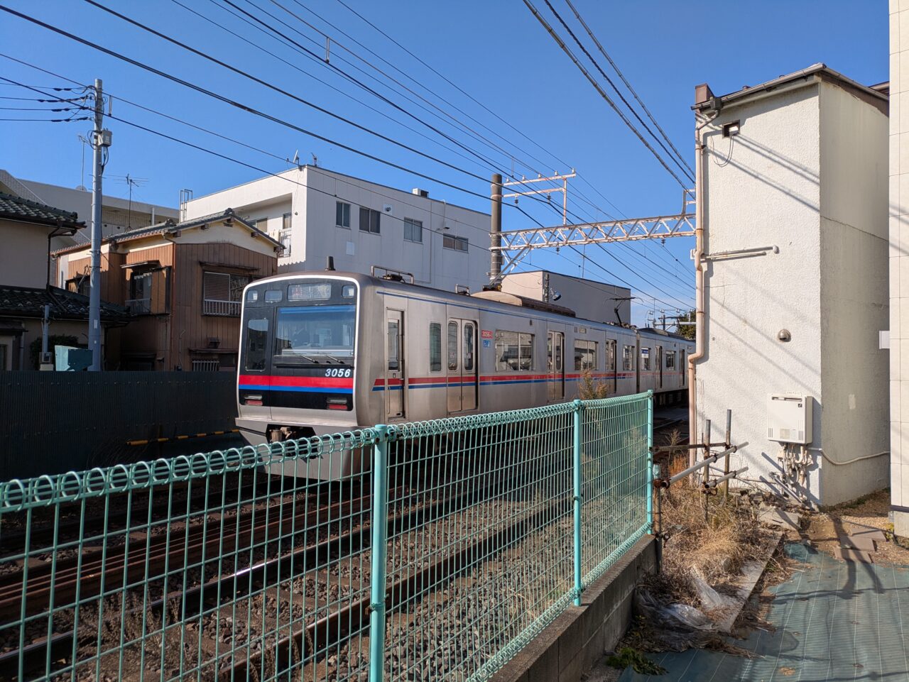 256nicommauveのトレインビュー