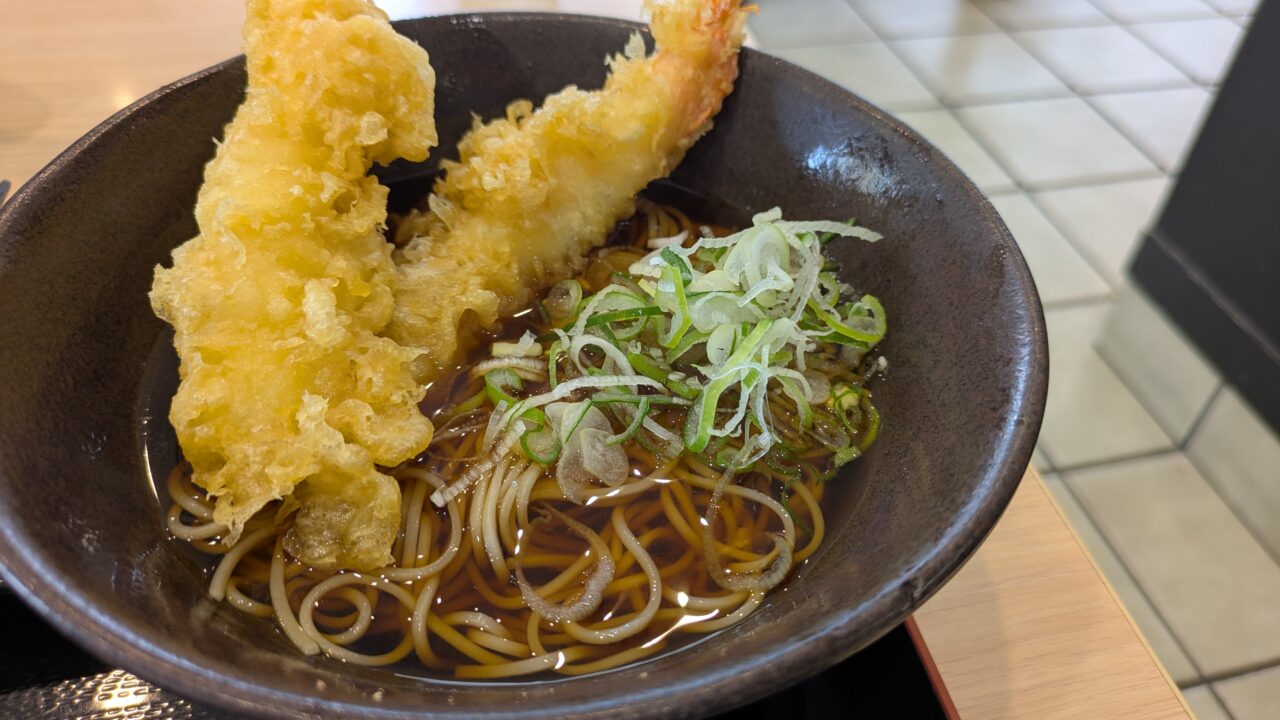 ゆで太郎の大海老天そばは絶品