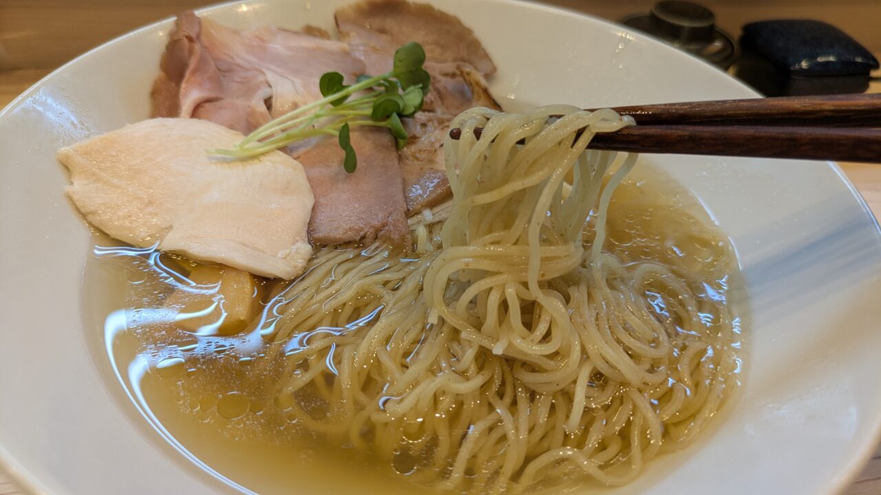 和麺彩の塩ラーメンは絶品