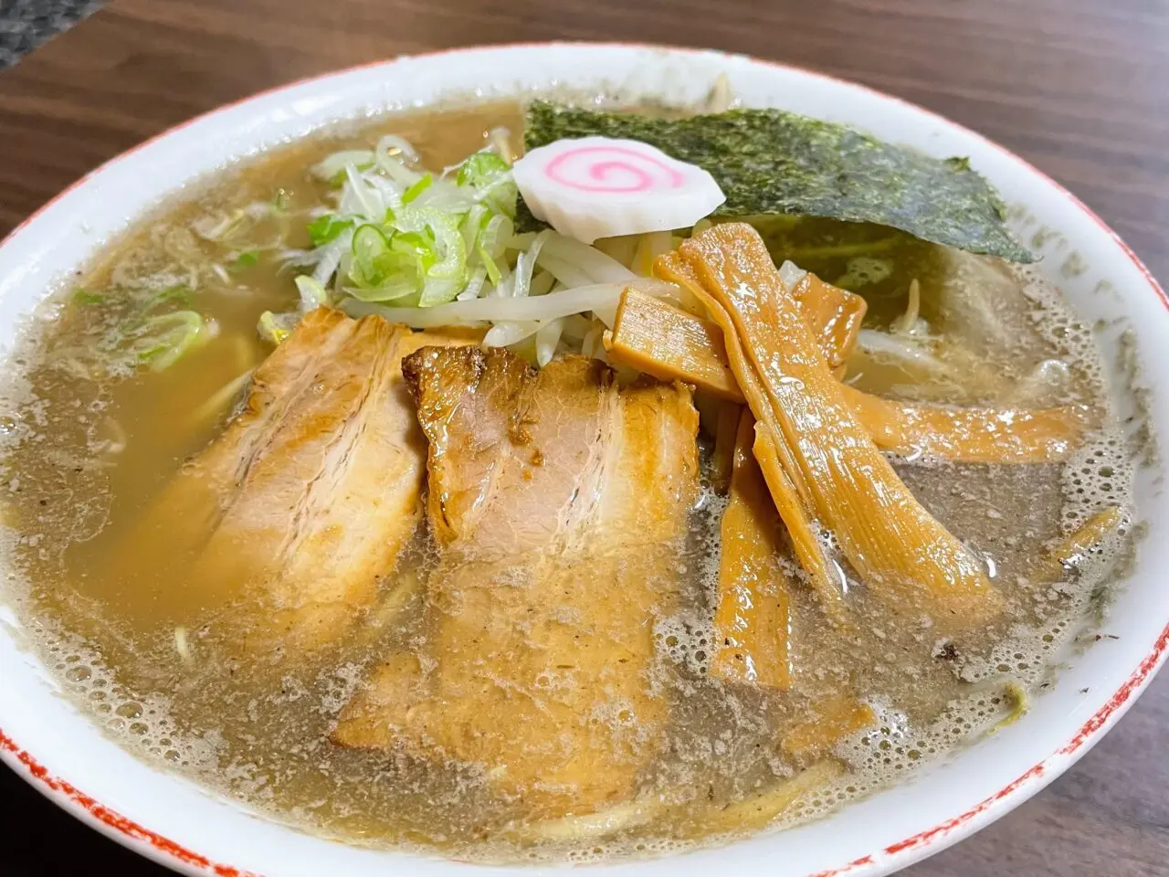 中華そば亀屋の濃厚煮干しラーメン