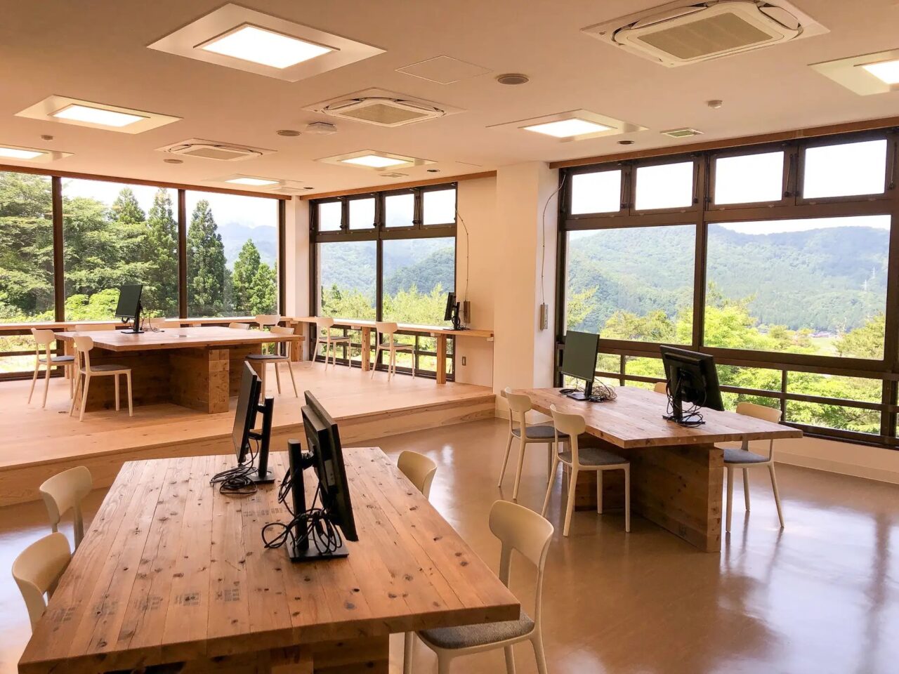 いいオフィス糸魚川 by クラブハウス美山