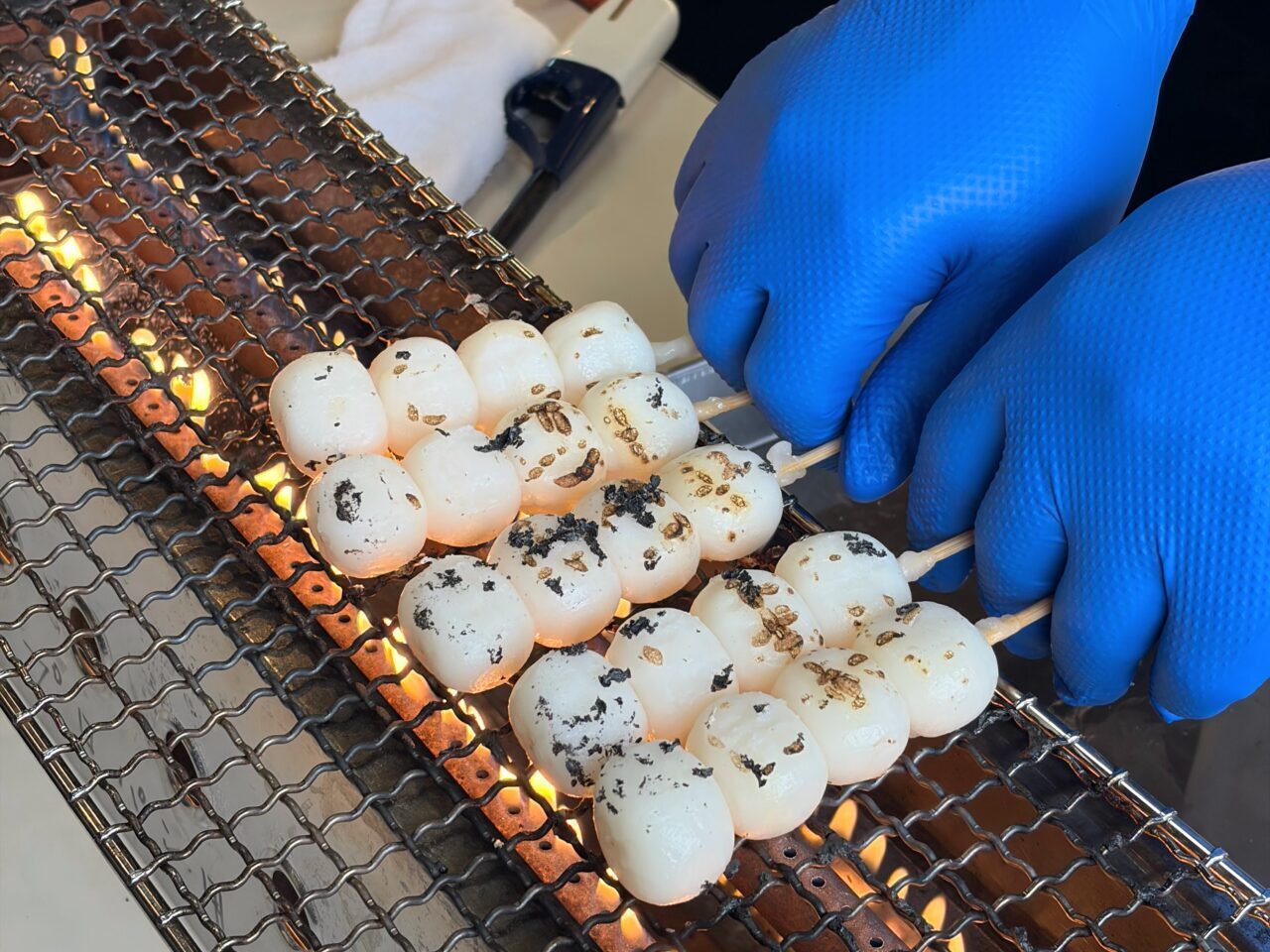 御菓子処かの子の店頭実演販売