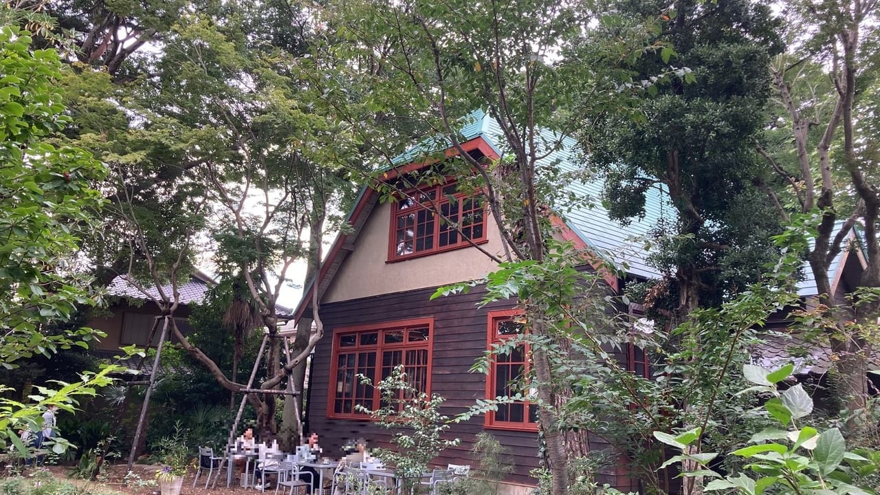 広いお庭と昭和初期に建築された洋館・和館が『カフェおきもと』に。10月4日オープンしました！