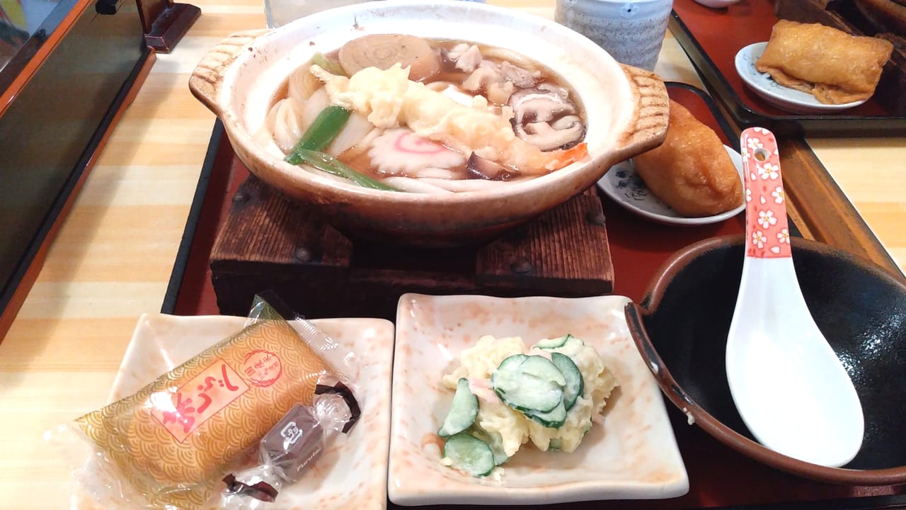 鍋焼きうどん