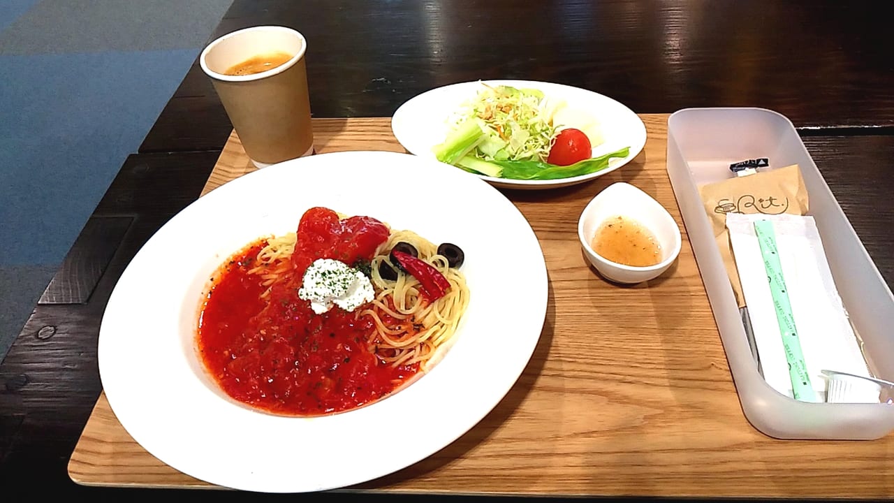 トマトパスタ はっち