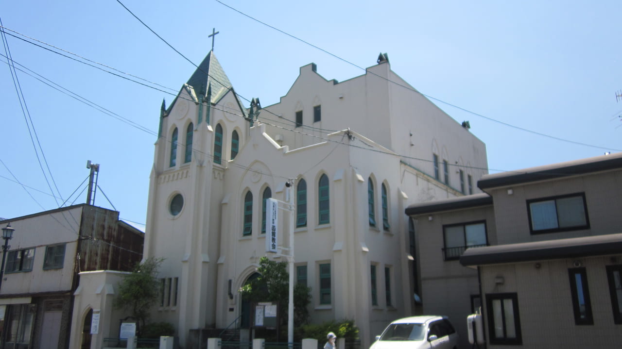 函館市 日本基督教団函館教会 の ひいらぎ文庫 では誰でも本をかりることができます 号外net 函館市 渡島支庁
