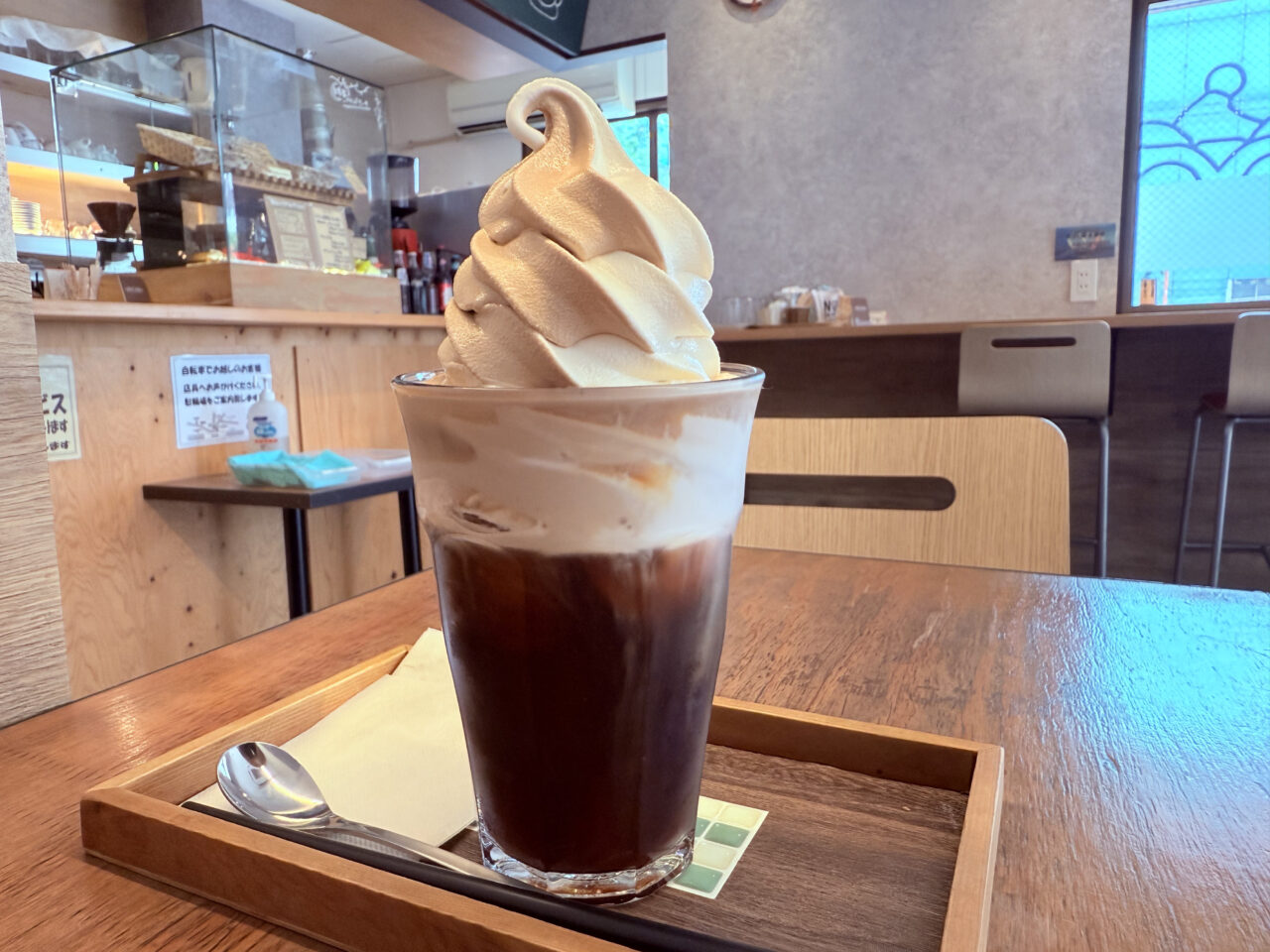 大師前 マークスコーヒー　フロート