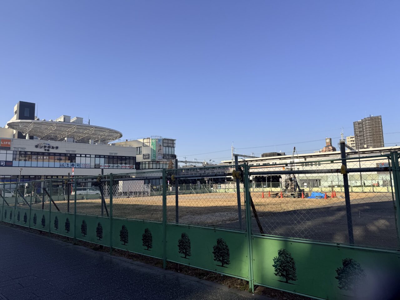 千住大橋駅前用地