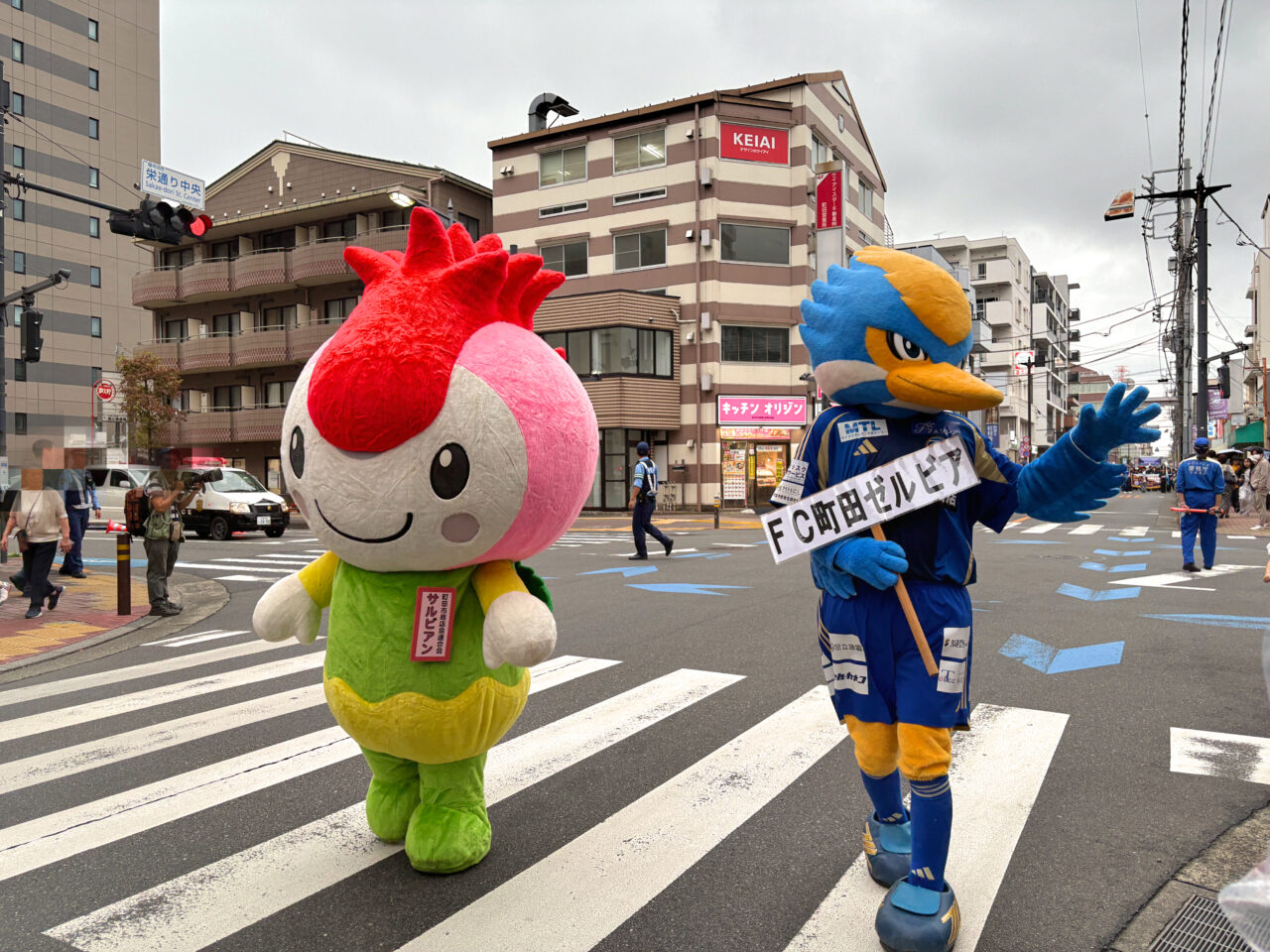 フェスタ栄通り　パレード2025