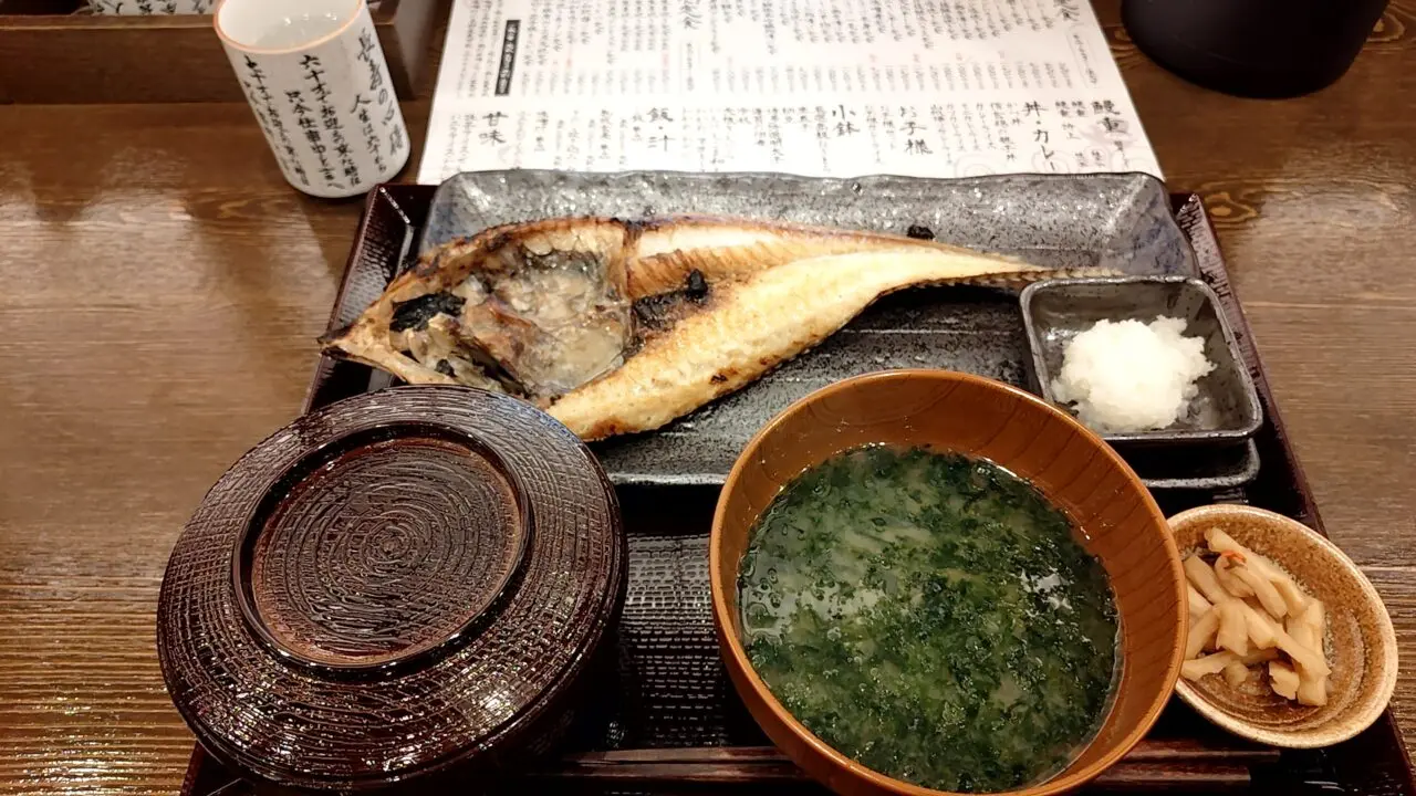 和めし処　しんぱち食堂