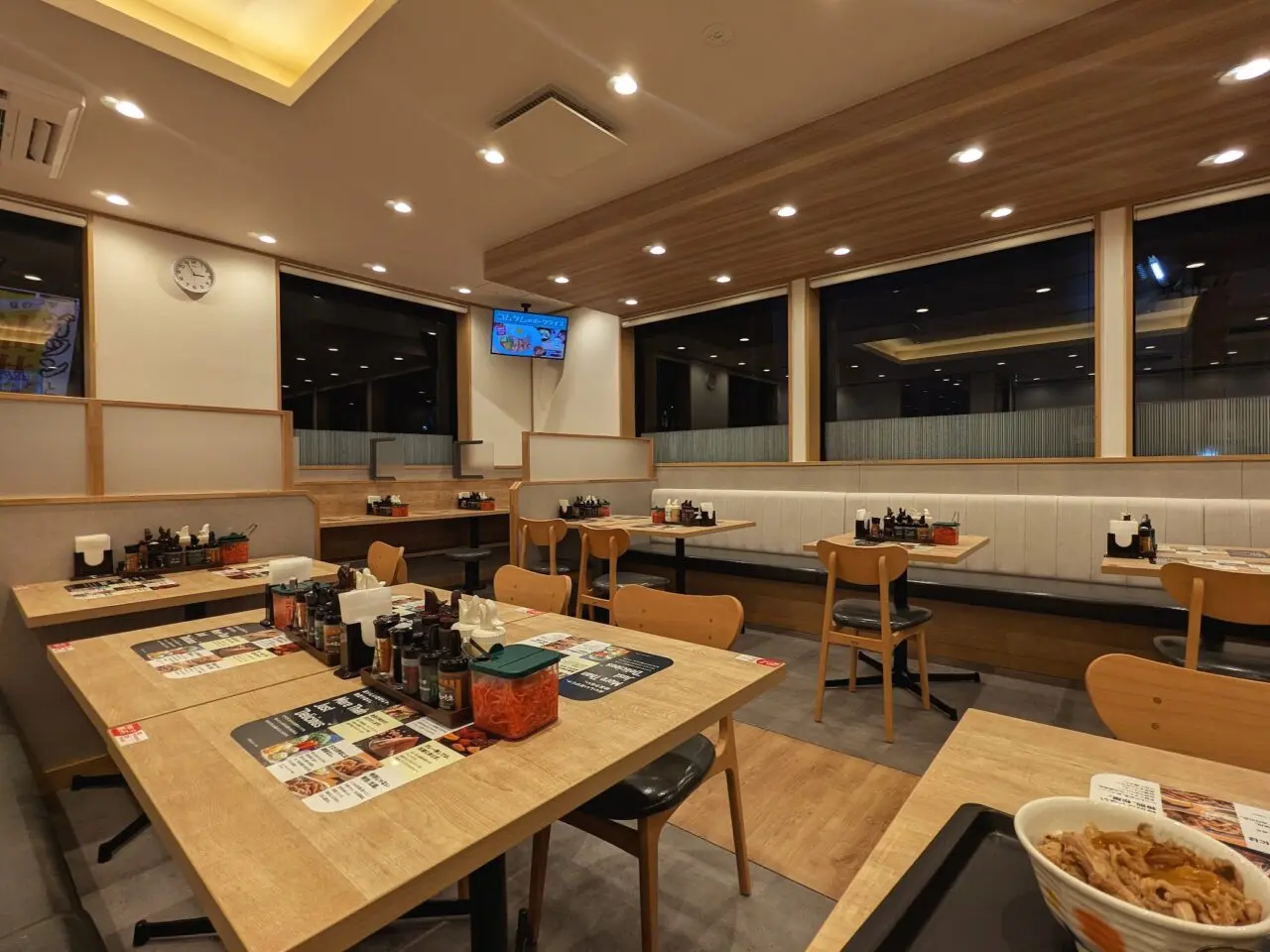 松屋・松のや