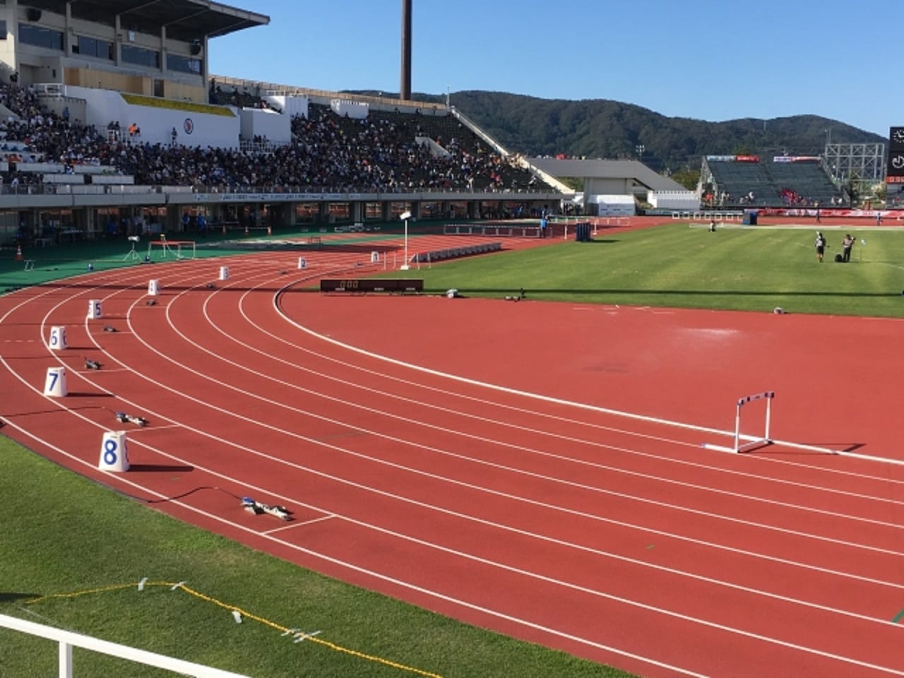 陸上競技場