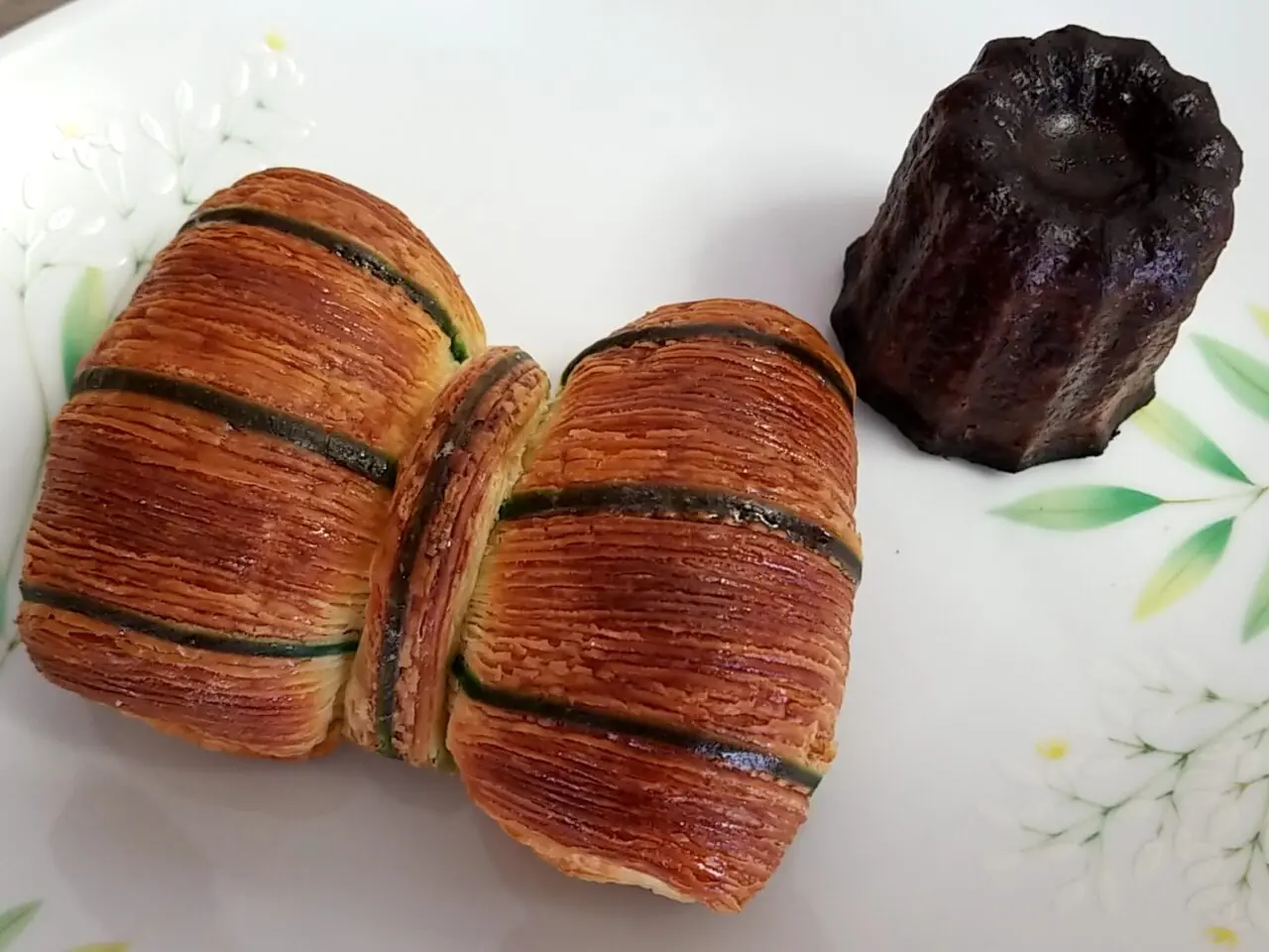 小鳥パン　宇治抹茶リボン＆カヌレ