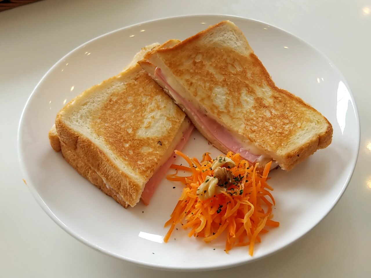 カフェブォナジョルナータ　クロックムッシュ