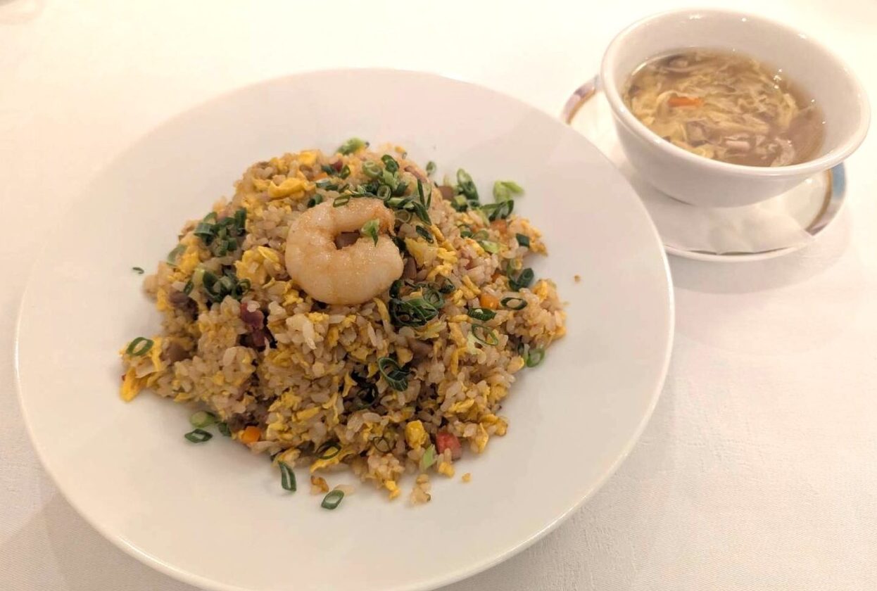 マンダリンキャップ　五目炒飯