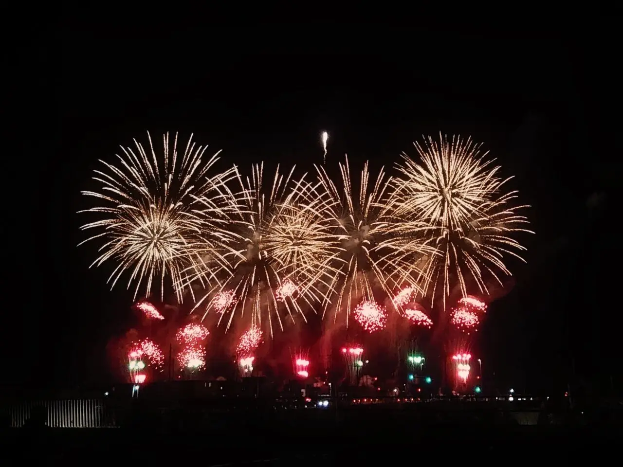 かまがやの花火2026台風_花火