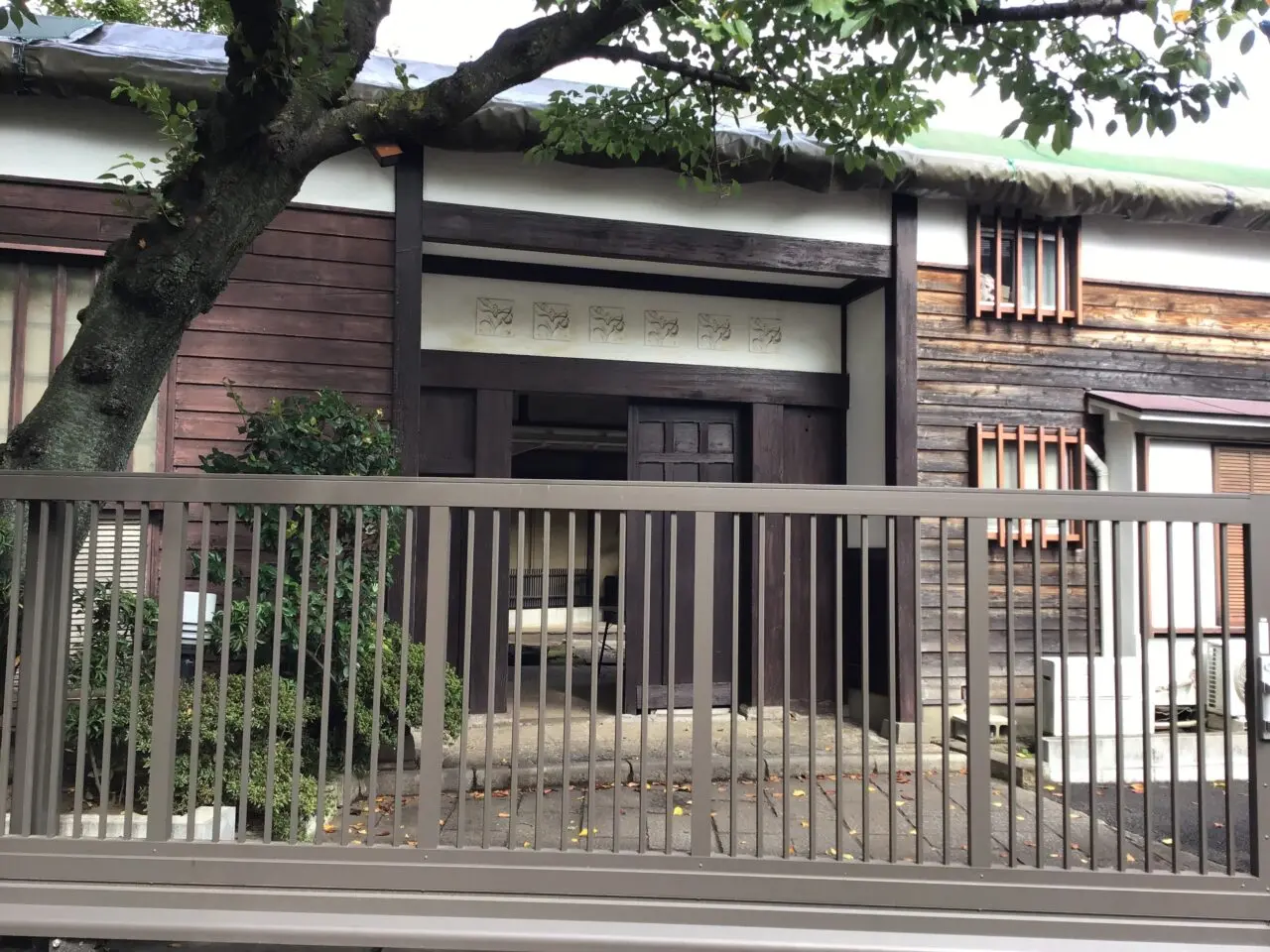 20251016_1015_03_tyokoku01