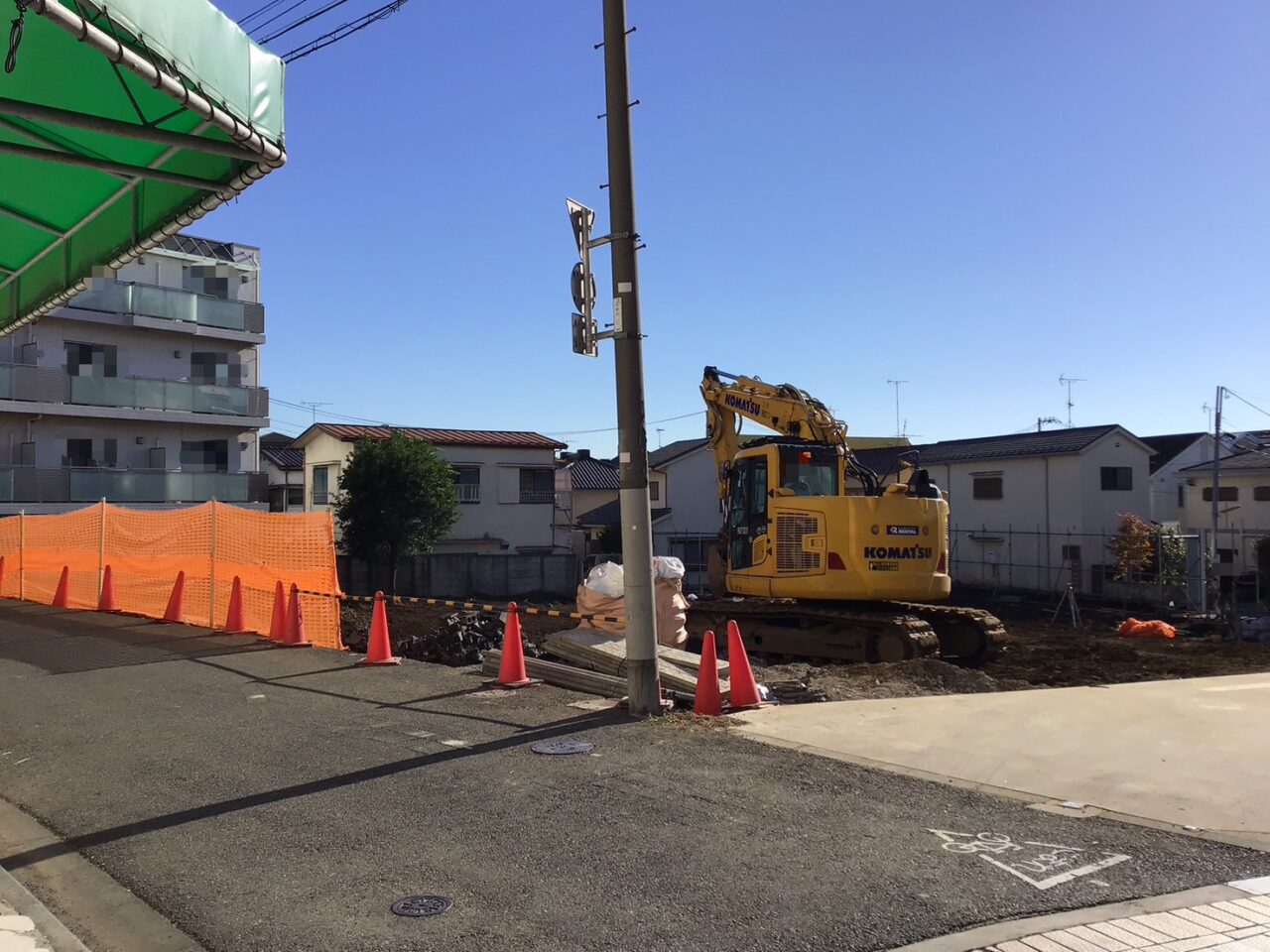 20251114_1112_01_hujimiginza03