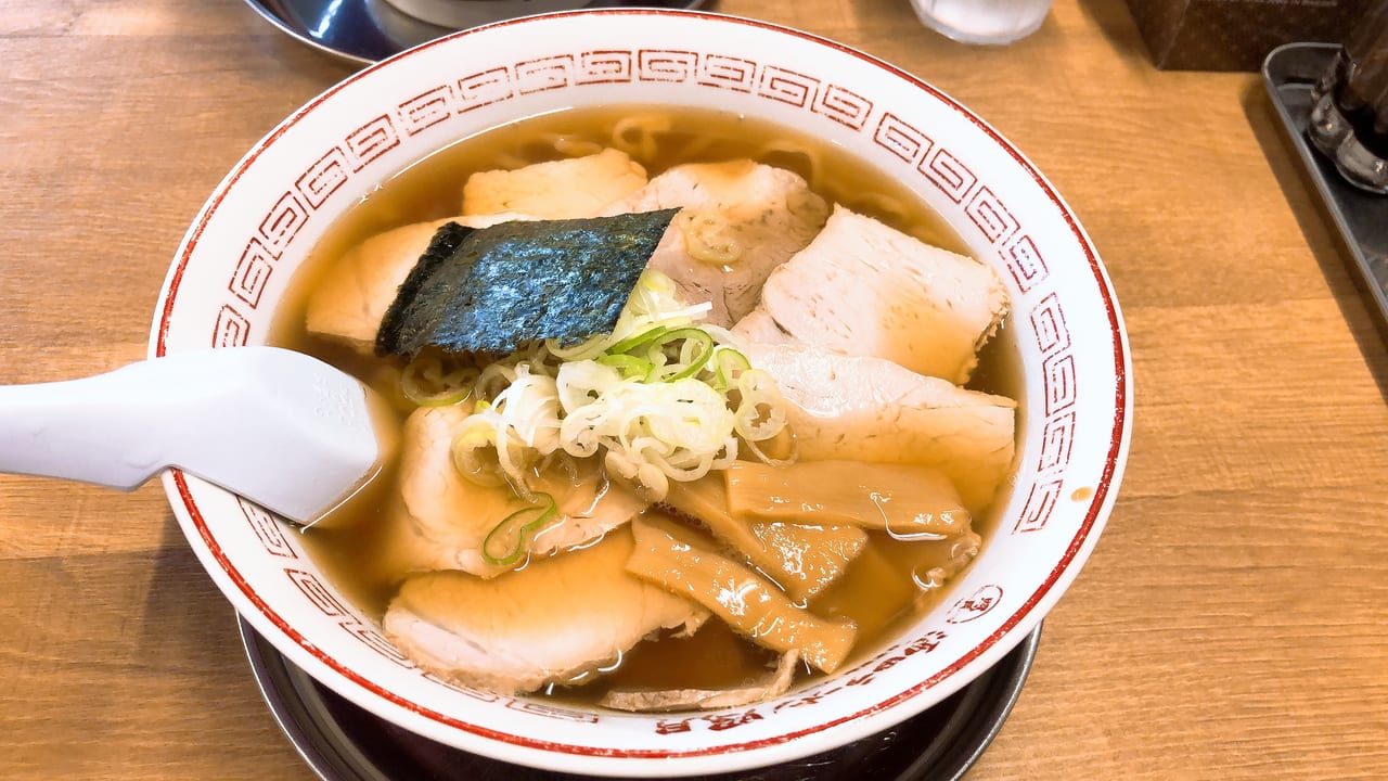 照月　酒田　ラーメン太麺　チャーシュー増し