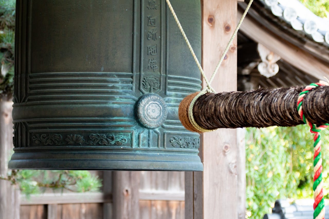 除夜の鐘イメージ