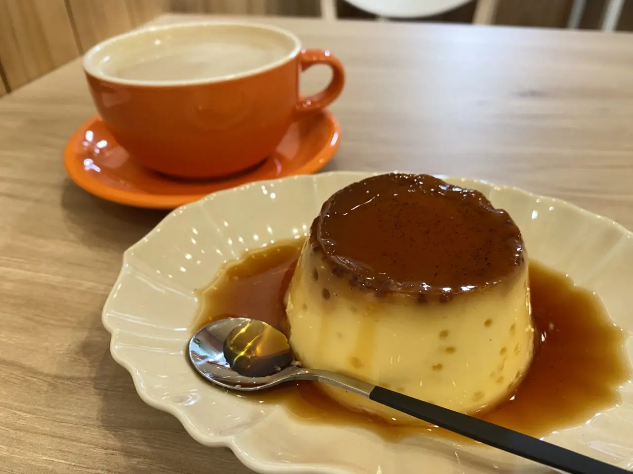 カフェラテとレトロプリン