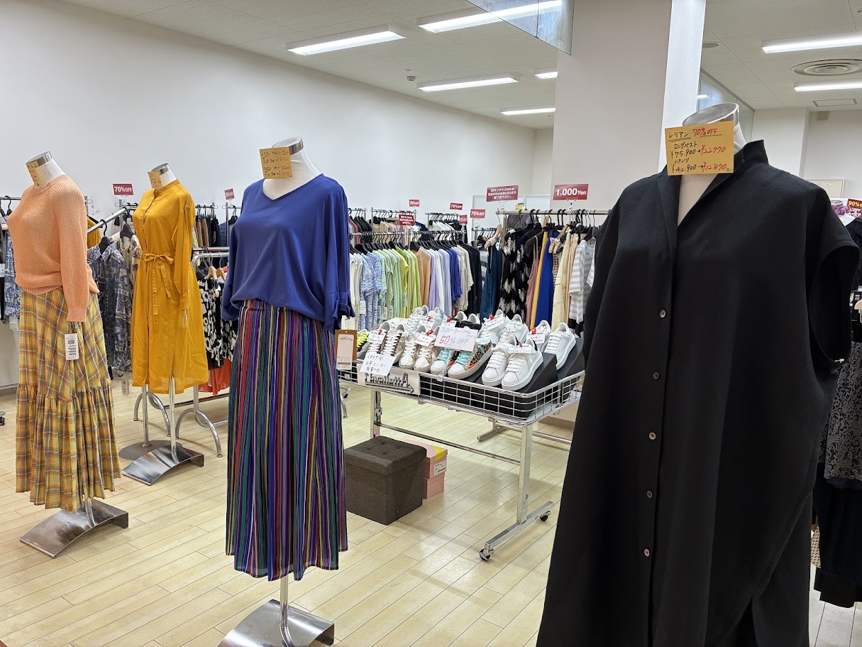カバレッタの服まえ