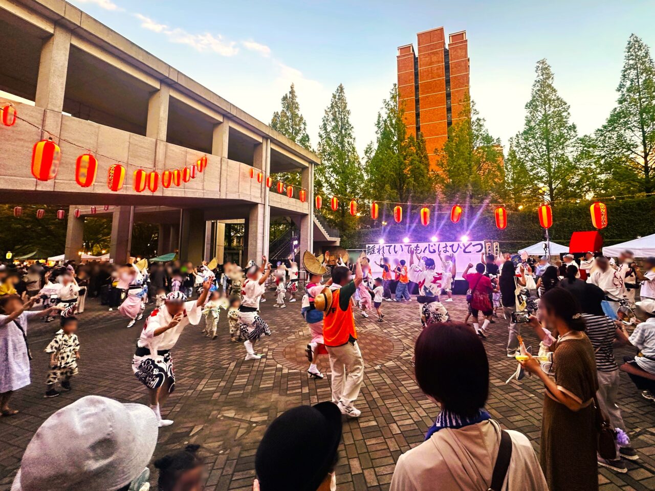 のぞみ野夏祭り過去のイベントステージの様子