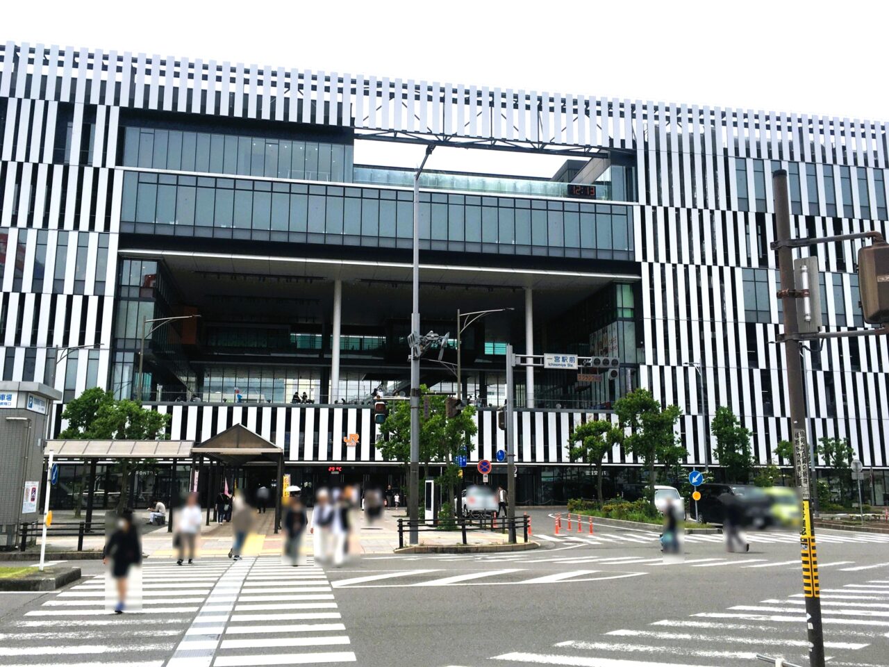 i-ビルの外観