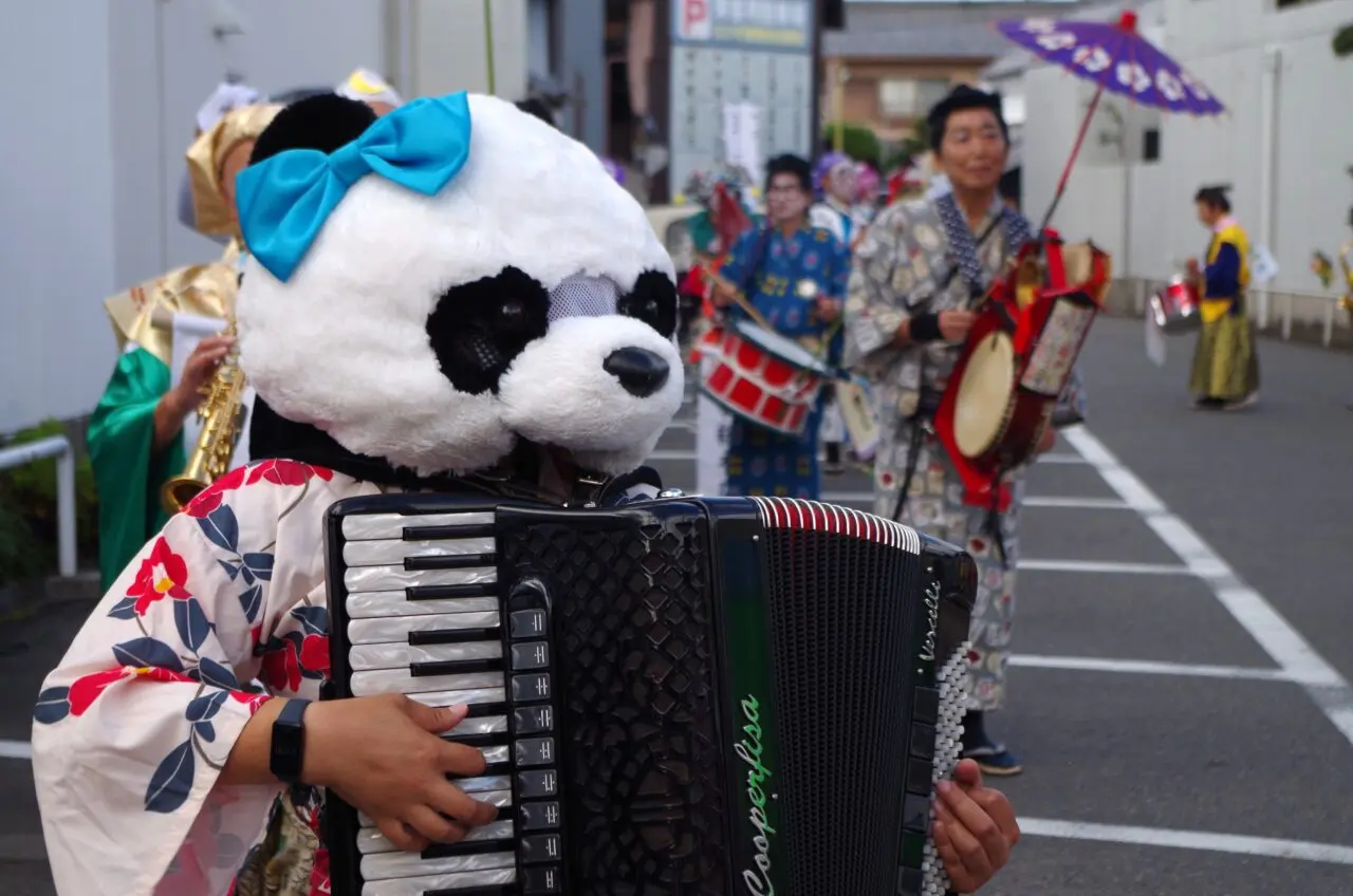 以前撮影した写真（素人チンドン祭り）
