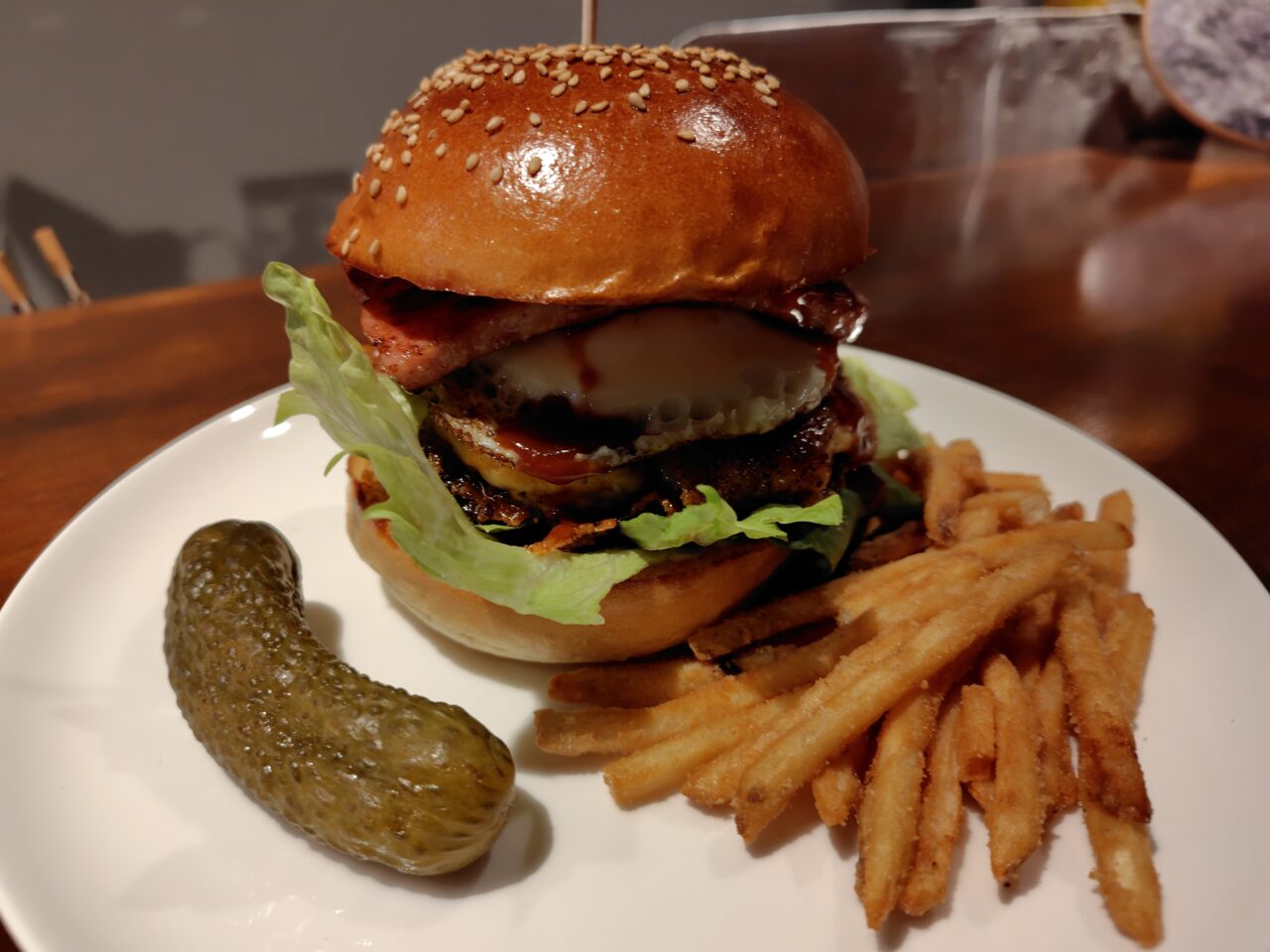 ベーコンエッグチーズバーガー