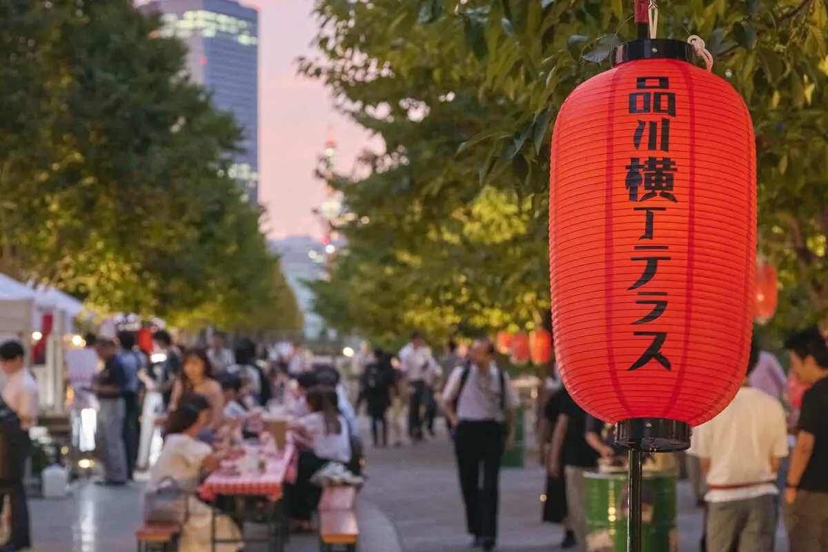 品川区】昭和レトロで乾杯「品川横丁テラス2024〜夏〜」品川シーズンテラスで6月6日(木)・7日(金)に開催！スナック、歌謡曲の音楽隊、レコード、ビール・おつまみ  ALL~500円横丁♪ | 号外NET 品川区