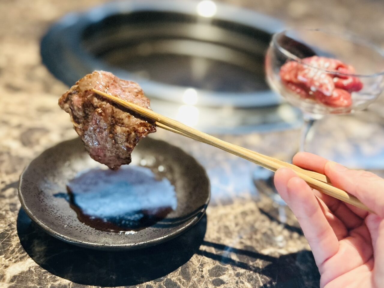 両面を軽く焼いたロース肉