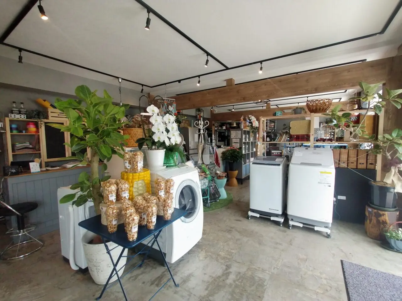 arukamoの店内