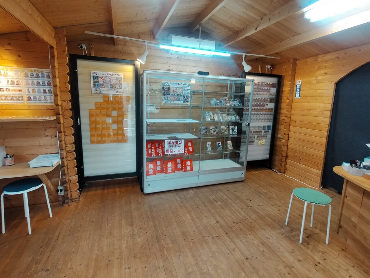トリカゴの店内