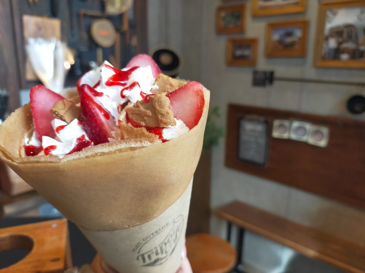 Tripot cafe BAKE standのクレープ