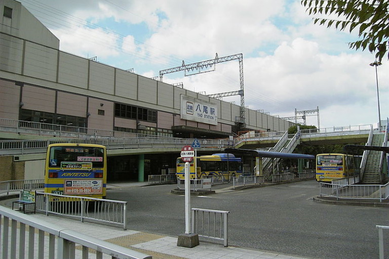 近鉄八尾駅