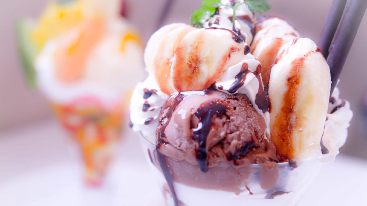 花辺喫茶部で秋のパフェとハーブティーセットが開始